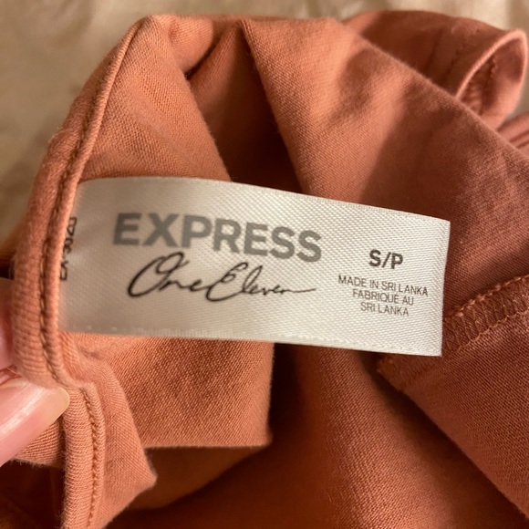 Express Halter Crop Top - Picture 3 of 5